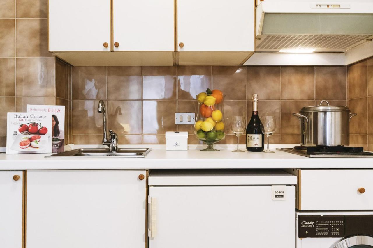 Contempora Apartments - Elvezia 8 - E24 Milan Luaran gambar